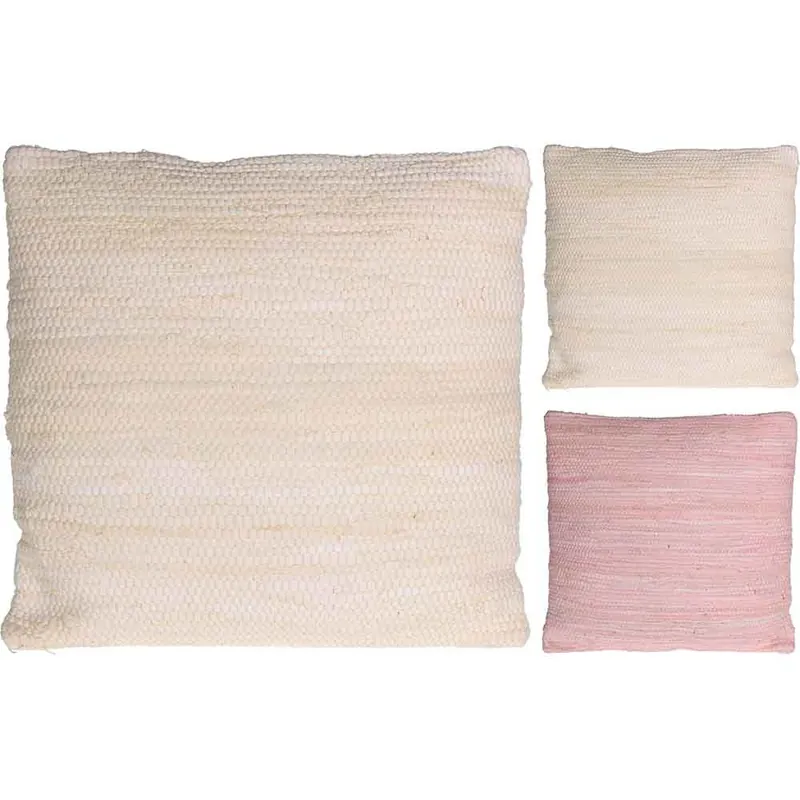 Perna decorativa Kate 45x45 cm, 75% bumbac, cu fermoar, disponibila in 2 culori: bej/roz