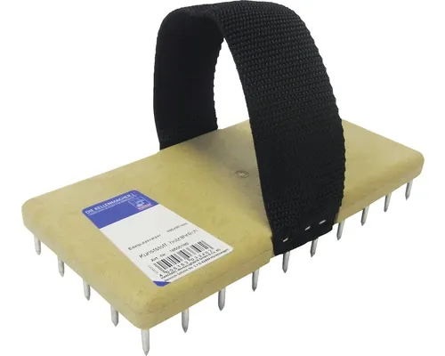Răzuitor pentru tencuială Haromac 180x90 mm, cu țepi metalici buc
