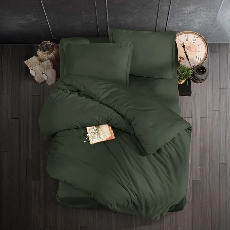 Lenjerie de pat 2 persoane Armand, cearceaf pat 220x240 cm, husa pilota 200x220 cm, 2 fete perna 50x70 cm, 100% bumbac satinat, verde