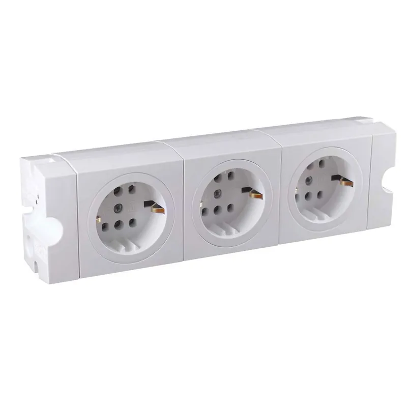 Bloc modular 015085, aplicat, 3 prize, contact de protectie buc