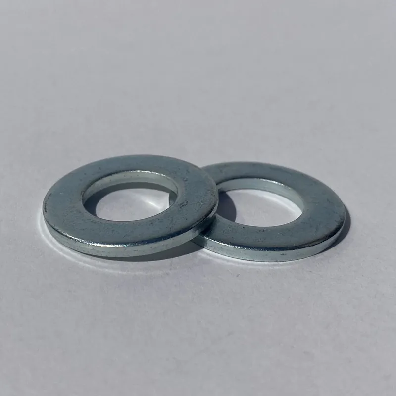 SAIBA PLATA 18 ZN DIN 125