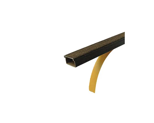 Canal cablu 25x25 mm 2m stejar, cu bandă autoadezivă buc